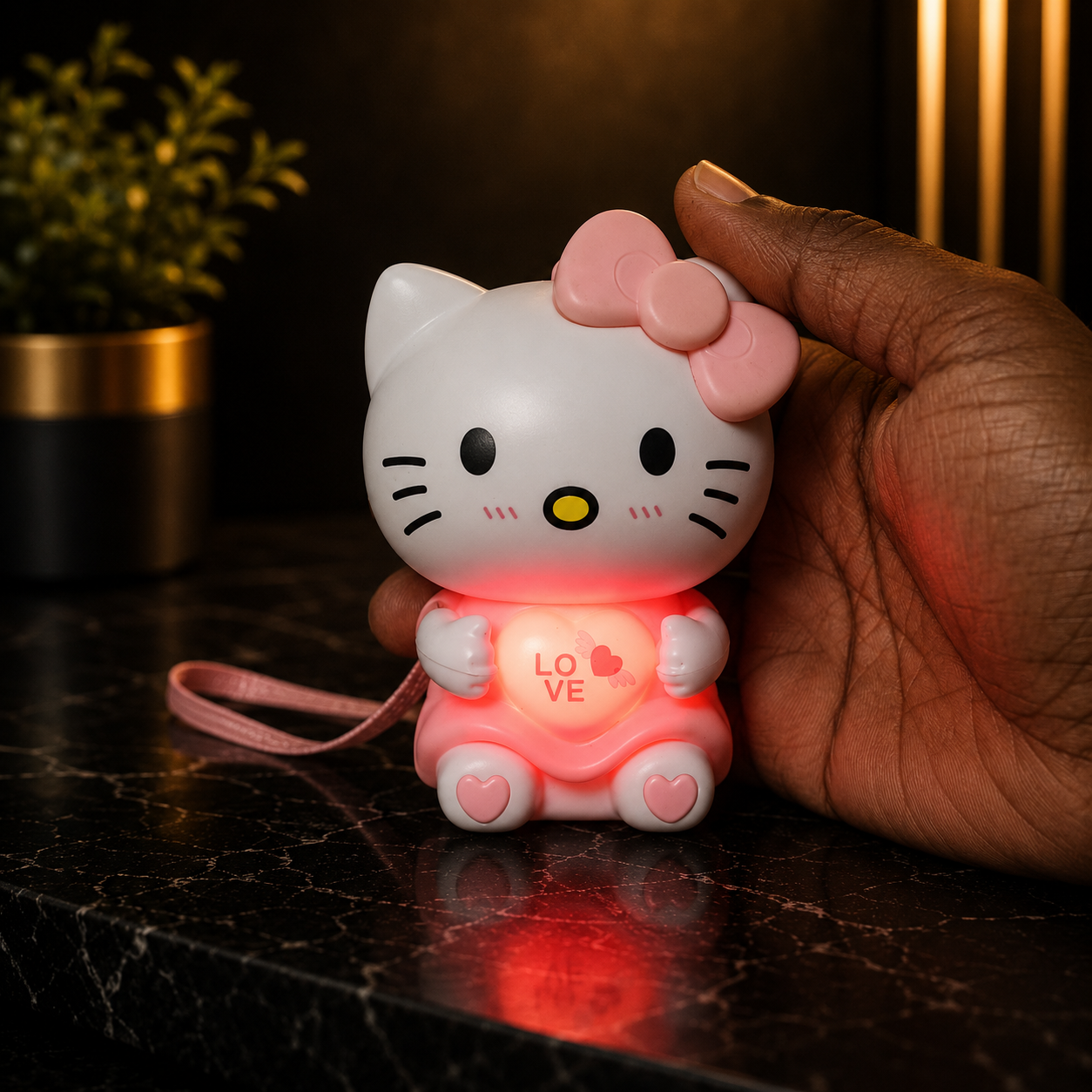 Hello Kitty – Says I Love You